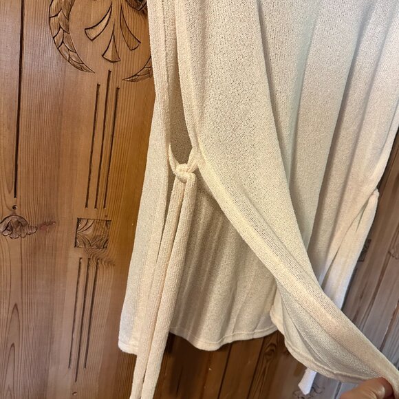 H&M Cream Side Tie Sweater Tunic Sleeveless - Medium - Picture 7 of 7